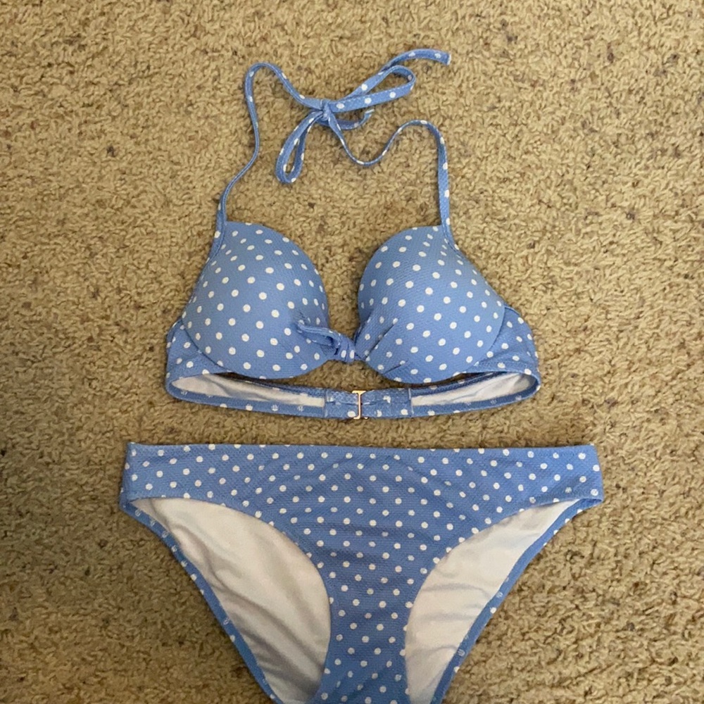 Bathing suit